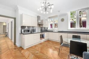 Flat 17, 49 53 The Red House, Clerkenwell Road, London EC1M 5RS