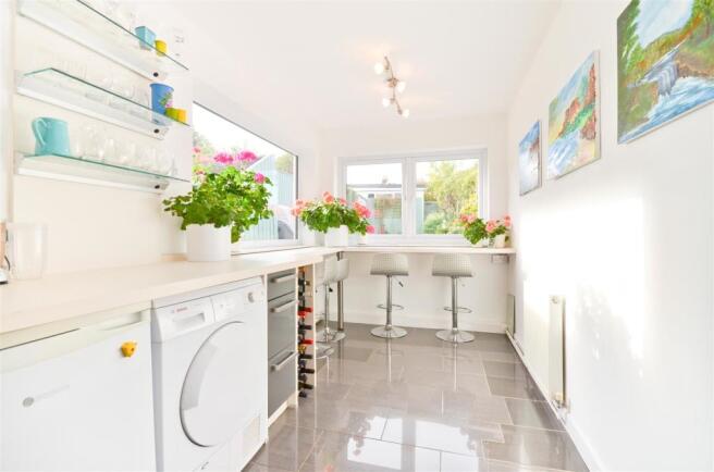 Kitchen with Breakfast Area