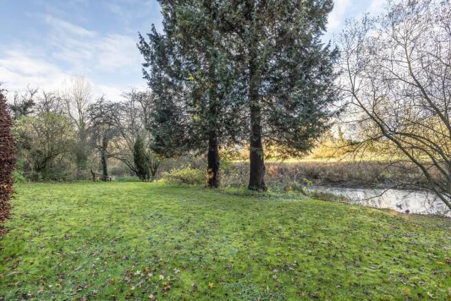 Riverside Garden