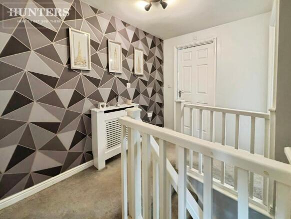 3 bed Semi-Detached for sale Image 8