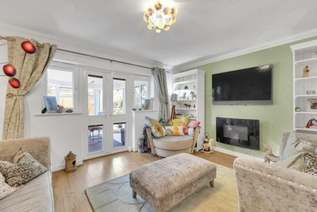 Deane Court, Stapeley, Nantwich photo 4