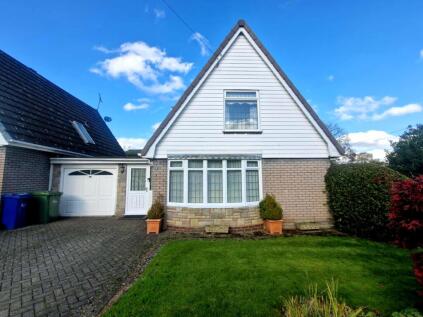 Brinkburn Close, Rugeley. WS15 2QF