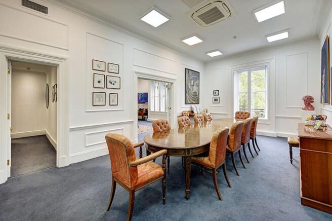 10 to 11 grosvenor place 2454 office2_800px.jpg