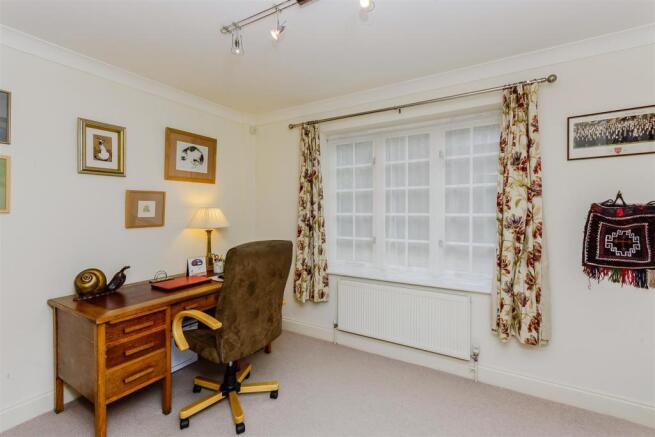 8314278-interior19.jpg