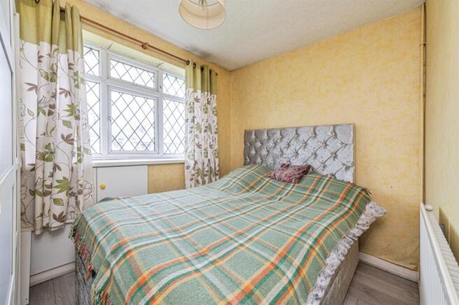3 bed Semi-Detached Bungalow for sale Image 9