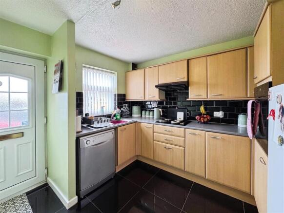 d65c63cf-3A-450C-B63D-244B8BB6089D-676-000000E6B5D