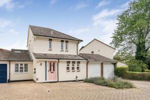15, Cowdray Close, Woolstone, Milton Keynes MK15 0AP