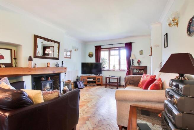 Sitting Room.jpg