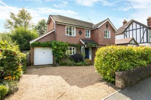 The River House, High Street, Etchingham TN19 7AN