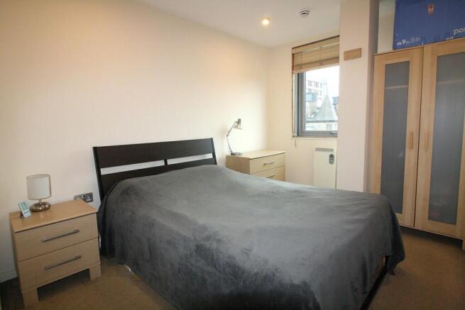 1 bed Apartment to rent Image 4