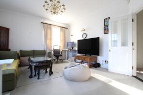 Flat 9, 2 Dewlands Court, Turnberry Close, Hendon, London NW4 1JL