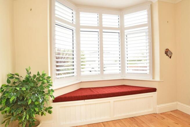 4 bed House for sale Image 7