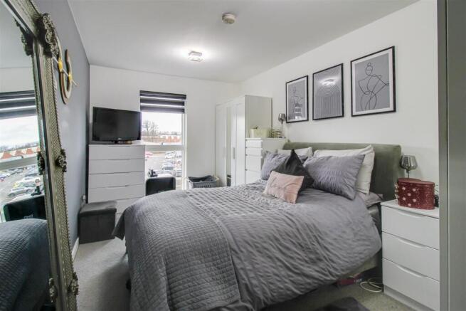 1 bed Apartment for sale Image 6