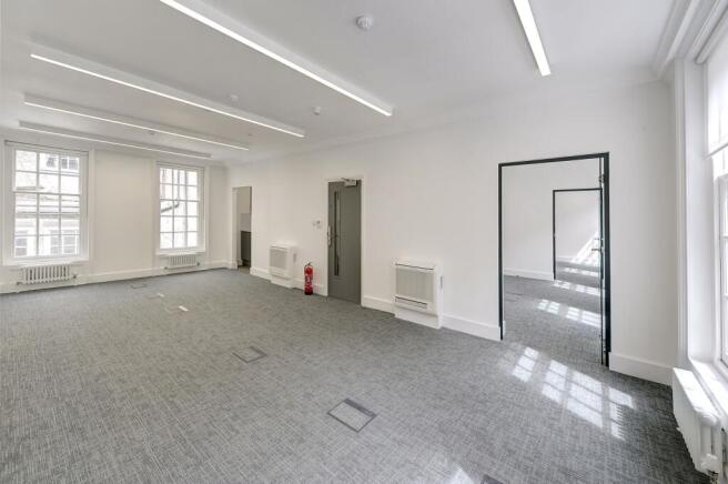 10 buckingham place 375098 office2