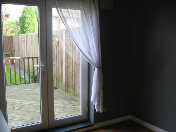 Access to rear garde