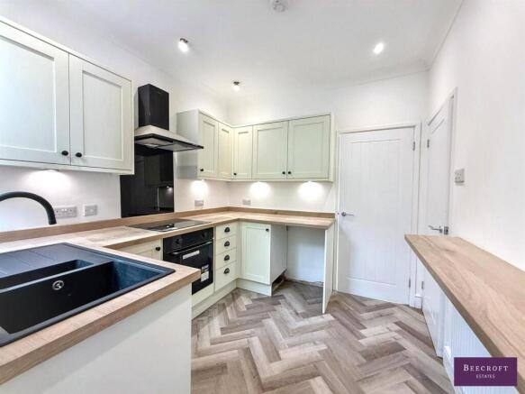 2 bed Terraced for sale Image 4