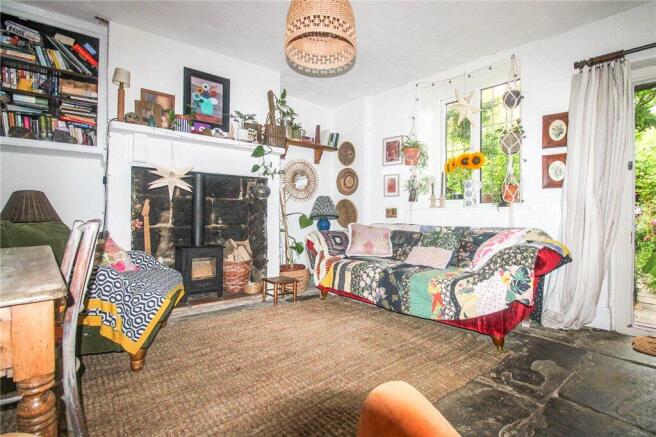 2 bed Terraced for sale Image 6