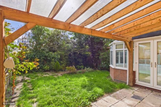 3 bed Detached for sale Image 8