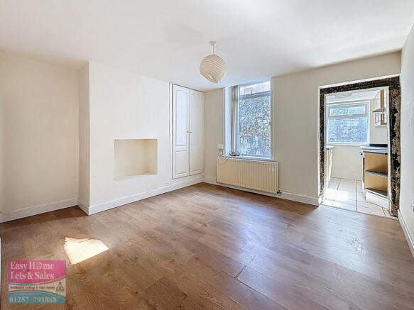 Dining/Living Roo...