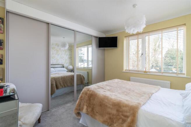 Welham Road 19-Bedroom 2 A.jpg