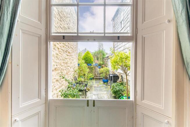 Varley Terrace-9.jpg