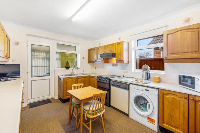6 Rowan Way (Boston)-14