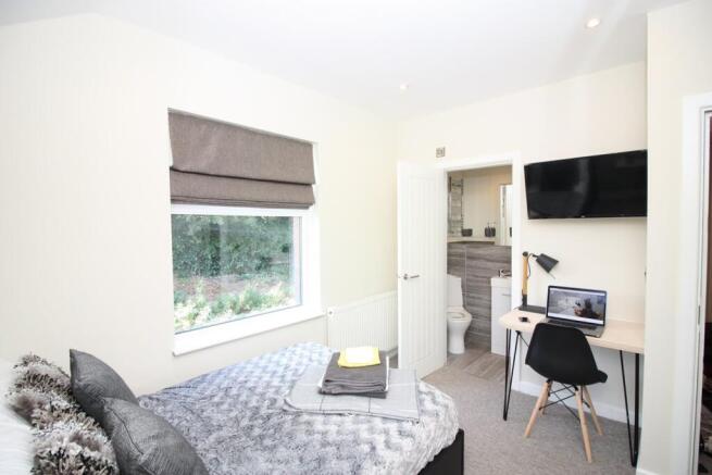 o_1cu1fk9qb5o2180te0