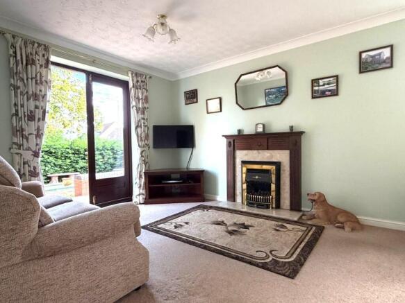 Sitting room.JPG
