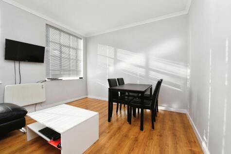 Durrant Court, Brook Street, Chelmsford, Essex, CM1