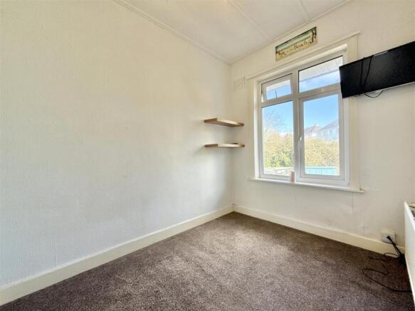 Bedroom  2.jpeg