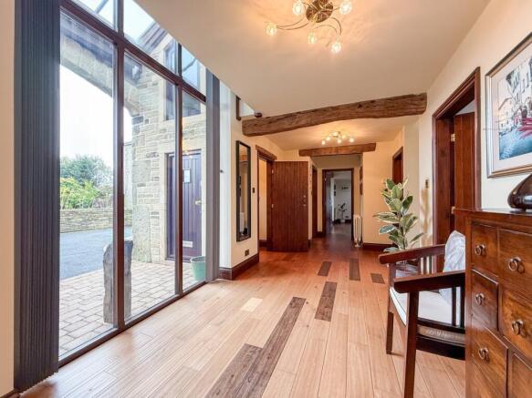 4 bed Barn Conversion for sale Image 9