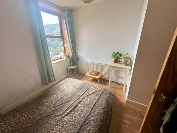 2 bed Terraced for sale Image 10