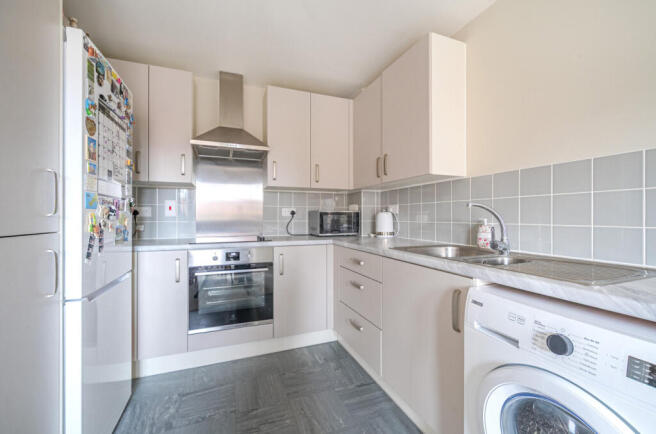 1421988-8-69b3e54...