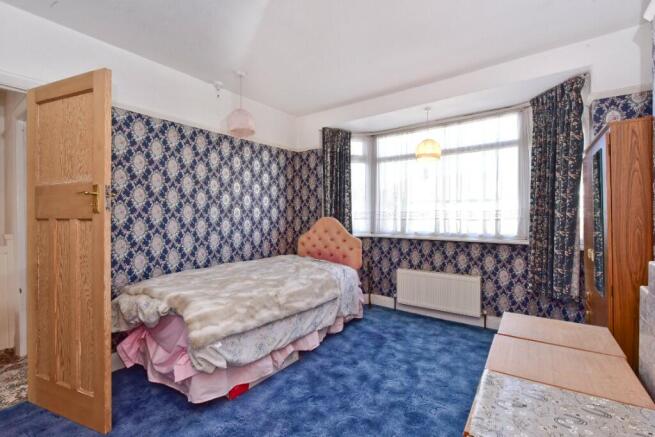 BED 1 (FRONT)