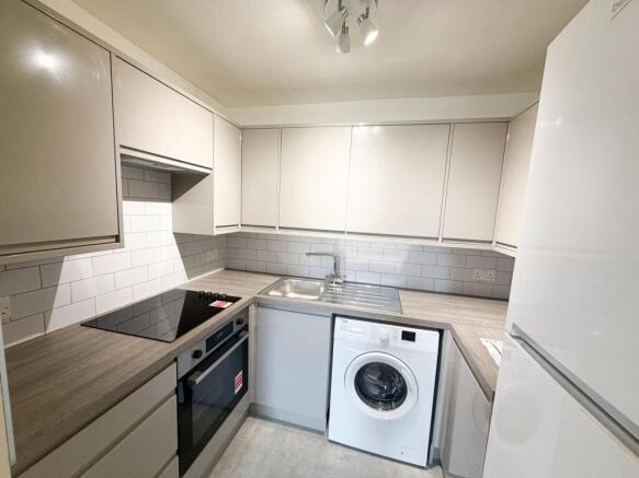 Lime Court E11