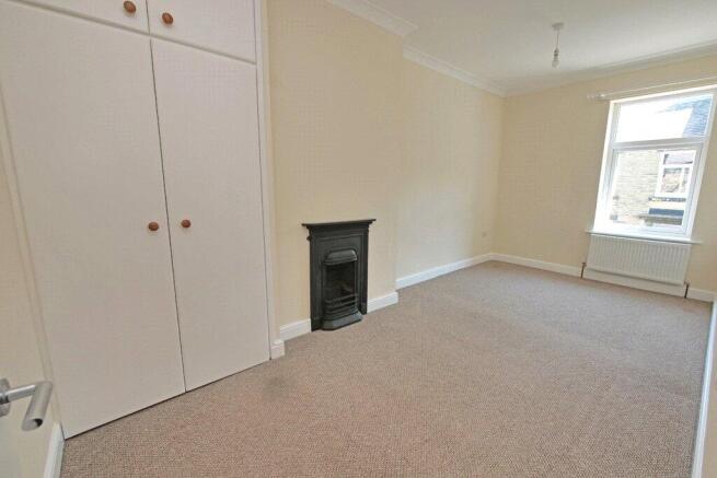 2 bed Terraced for sale Image 5