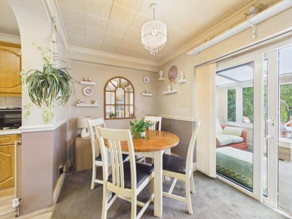3 bed Terraced for sale Image 9