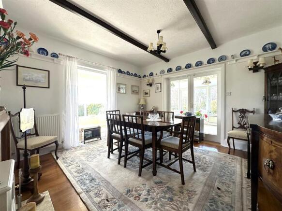 4 bed House for sale Image 7