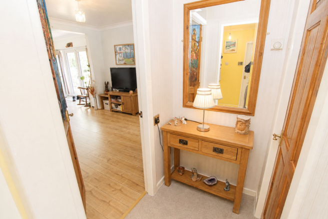 3 bed Detached Bungalow for sale Image 9