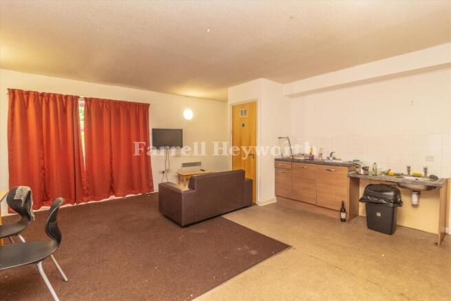 Shared Kitchen Diner