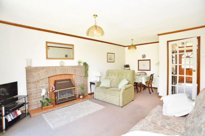2 bed Semi-Detached Bungalow for sale Image 9