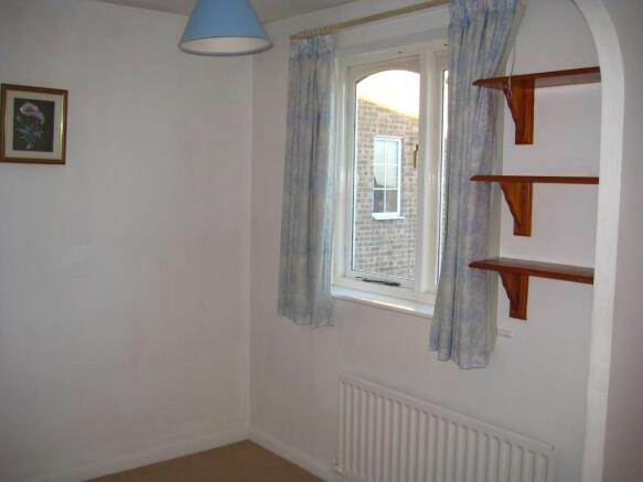 Double bedroom 1