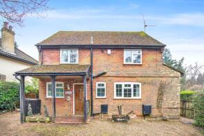 Stanway, Tilford Road, Hindhead GU26 6RD