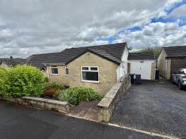 18, Oak Bank Broadway, Keighley BD22 7LQ