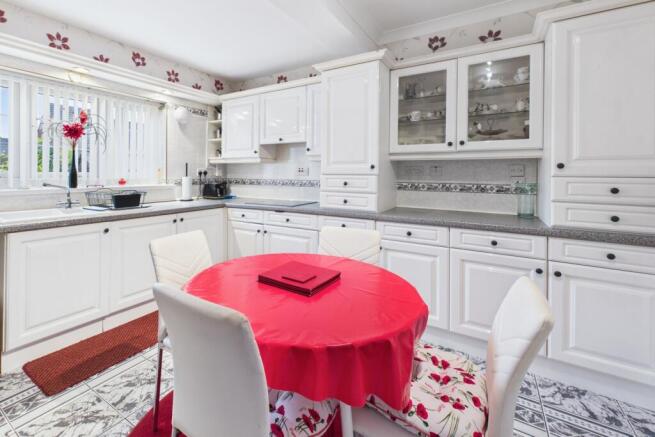 3 bed Detached Bungalow for sale Image 6