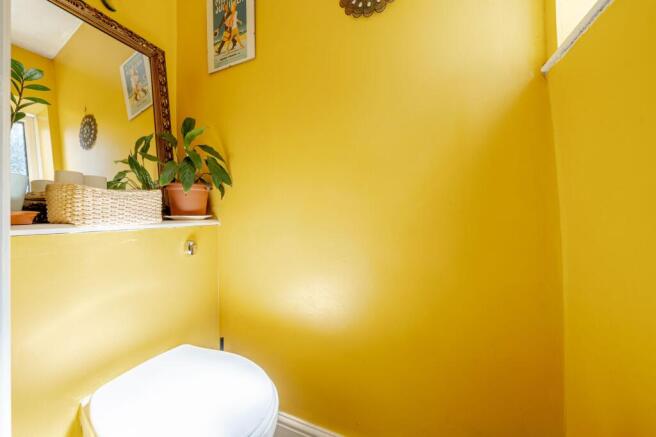 3 bed Semi-Detached for sale Image 12