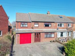 26, Holmstead Avenue, Whitby YO21 1NA