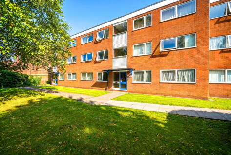 Lichfield Court, High Street, Shirley