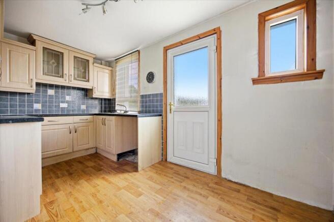 09-103_CUMBERNAULD_RD_CHRYSTON_009.jpg