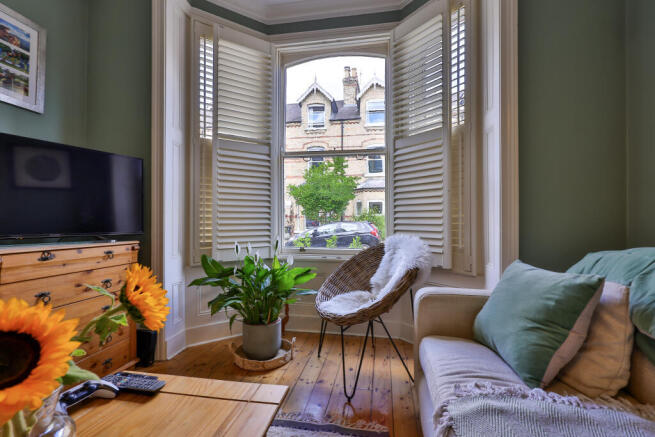 4 bed Town House for sale Image 8